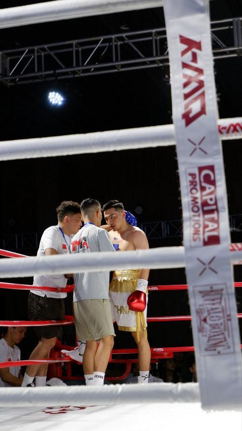 “街头拳王”挑战“业余天花板”头衔迎来首次卫冕！12月20日一战到底！